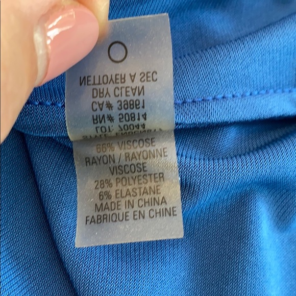 SUMMER TOP Holt Renfrew Elie Tahari blue top - Picture 7 of 7